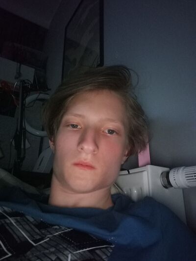  ,   Aleksandr, 19 ,   ,   
