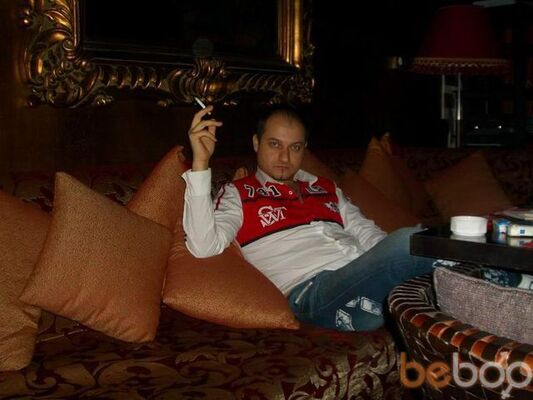  ,   Artem, 49 ,   ,   , c , 