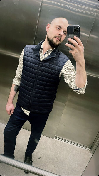  ,   Alex, 32 ,   ,   