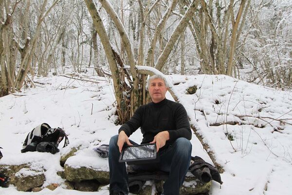  ,   Victor, 56 ,   