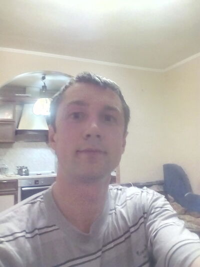 ,   Roman, 40 ,   