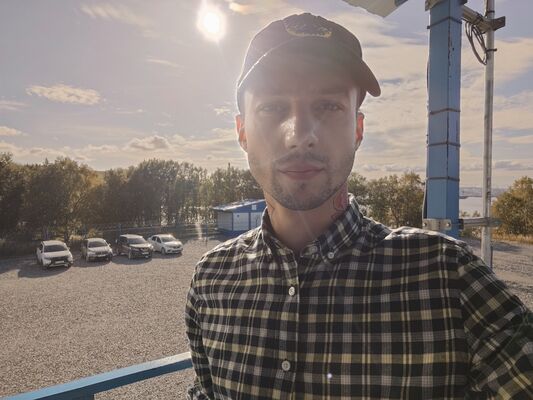  ,   Vlad, 31 ,   ,   , c , 
