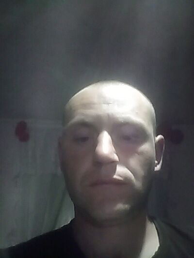 ,   Tolik, 35 ,  