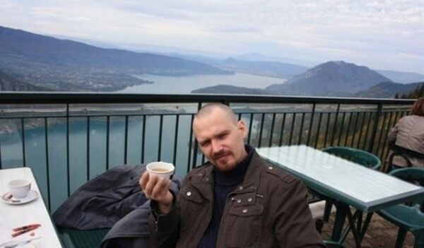  ,   Alex, 47 ,   