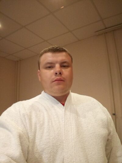  ,   Sergey, 32 ,   ,   