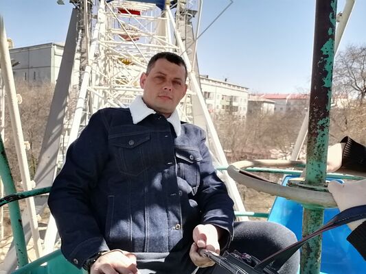  ,   Ruslan, 40 ,   ,   , c , 
