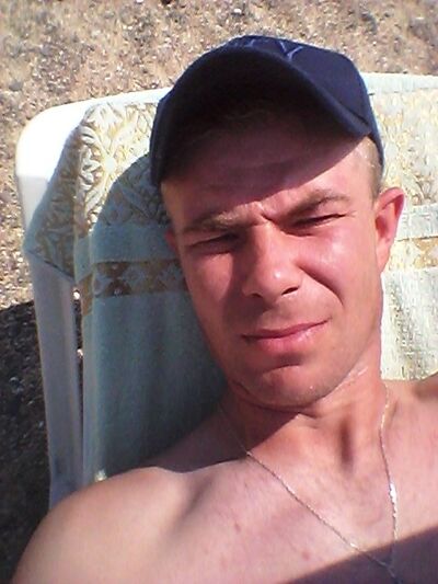  ,   Artem, 38 ,   ,   , c 