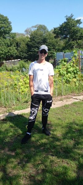  ,   Misha, 21 ,   ,   