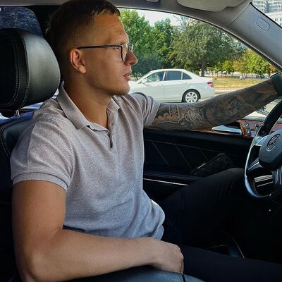  ,   Artem, 29 ,   ,   