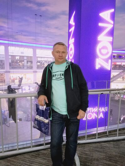  ,   Petr, 47 ,   ,   , c 