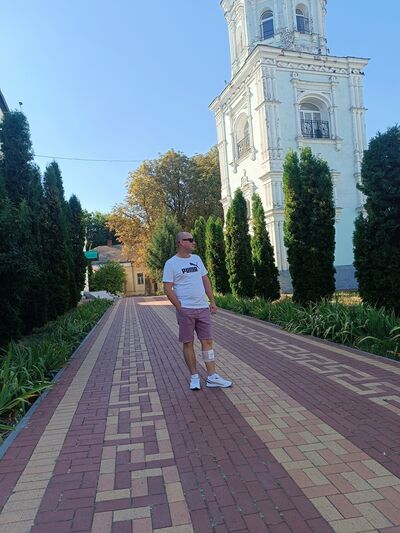  ,   Vadim, 40 ,   ,   