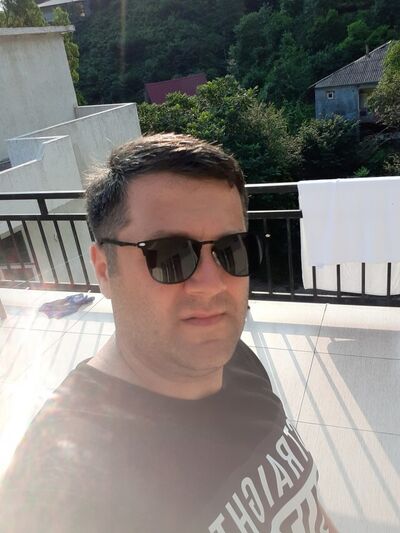  ,   Luka, 37 ,   ,   
