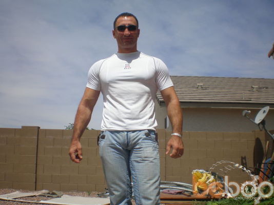  ,   Leon, 50 ,   