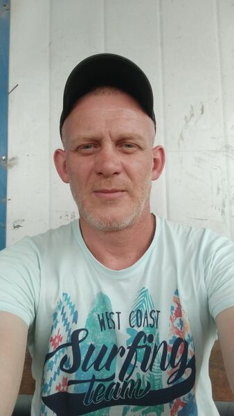  ,   Maks, 41 ,   ,   , c 