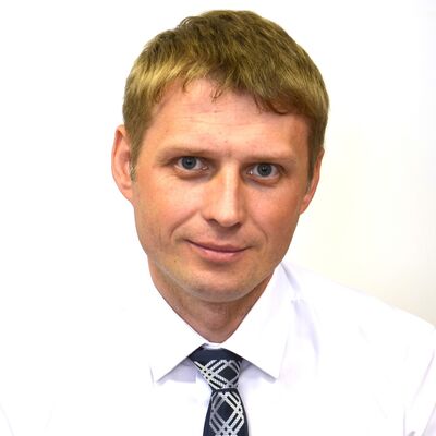 ,   Maxim, 47 ,   