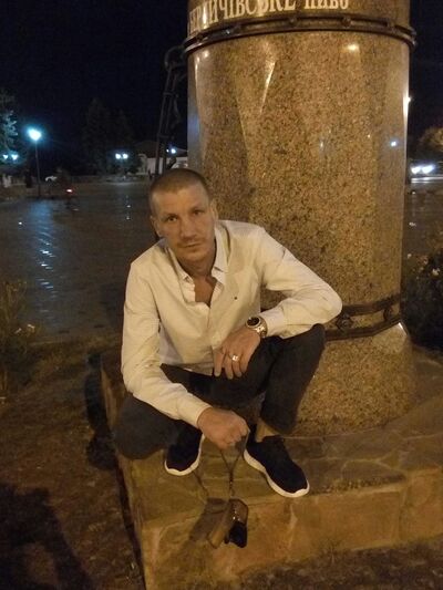 ,   Den, 40 ,   ,   
