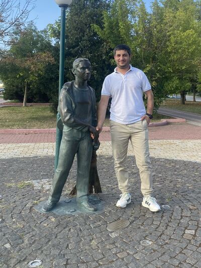  ,   Ali, 40 ,   ,   