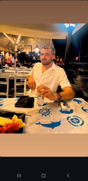  ,   Emin, 32 ,   ,   