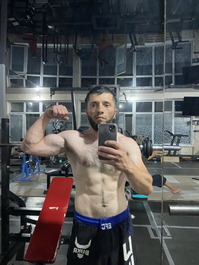  Utopia,   , 32 ,   ,   