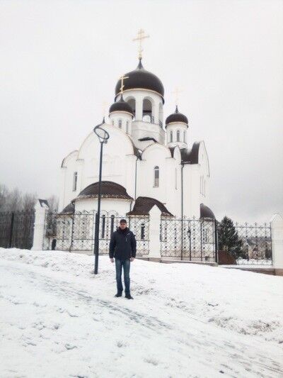  15726915  Vladimir, 44 ,    