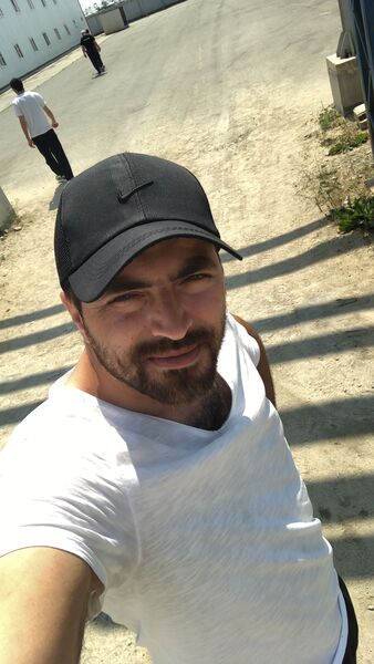  ,   Elnar, 36 ,     