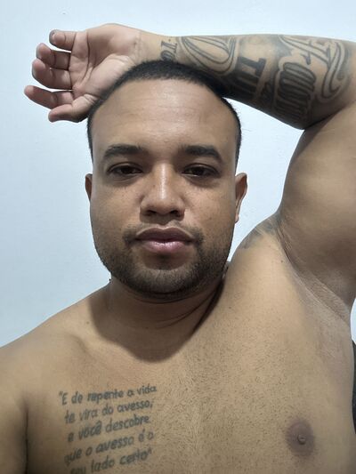  --,   Felipe, 33 ,   ,   