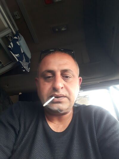  ,   Erik, 46 ,   ,   , c 