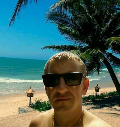  ,   Sergik, 47 ,  