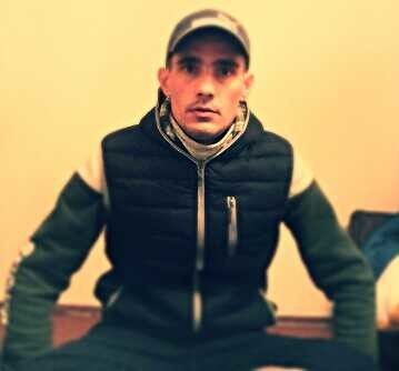  ,   Maks, 39 ,  