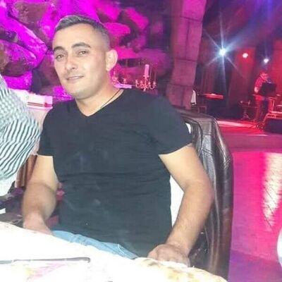 ,   Artur, 37 ,   ,   