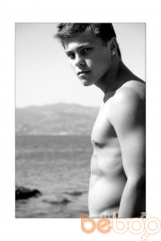  ,   Johnny Bravo, 38 ,     , c 