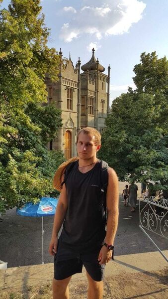  ,   Uriba, 25 ,  