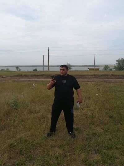  --,   Bayram, 42 ,   ,   , c , 