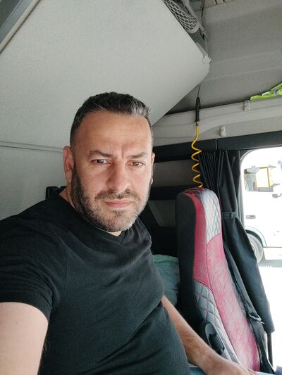  ,   Guric Sadaro, 46 ,   ,   , c 