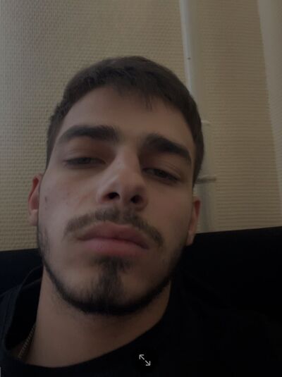  ,   Oganes, 21 ,   ,   