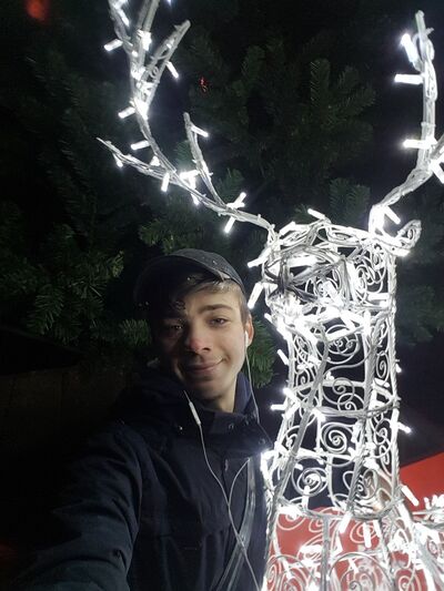  ,   Maxik, 27 ,   ,   , c 