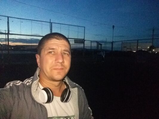  ,   Dantes, 33 ,   ,   