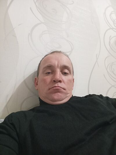  ,   Eduard, 41 ,   ,   