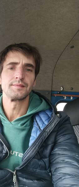  ,   Oleg, 40 ,   ,   