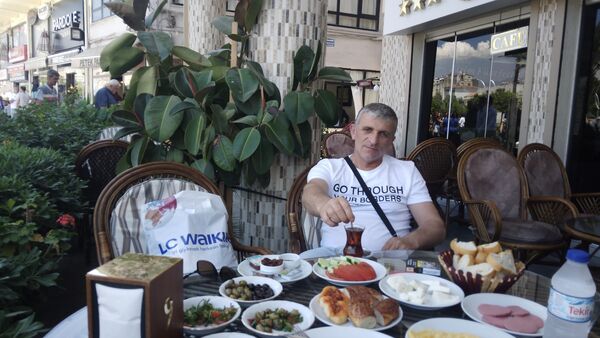  ,   Irakli, 44 ,   ,   