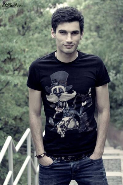  ,   Gruzin, 37 ,   