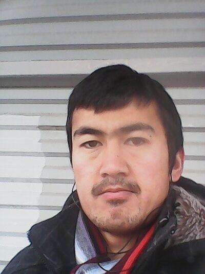  ,   Abdumalik, 33 ,   
