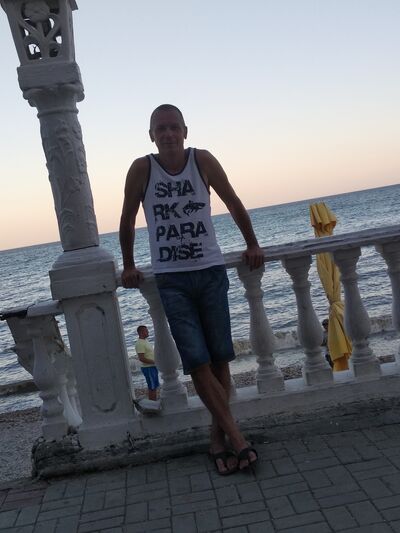 ,   Denis, 44 ,   ,   , c 