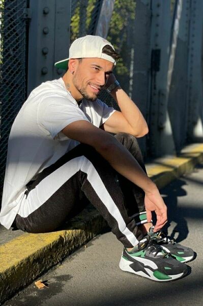  ,   Alexei, 29 ,   ,   , c 