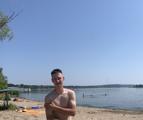  ,   Bogdan, 25 ,   ,   , c 