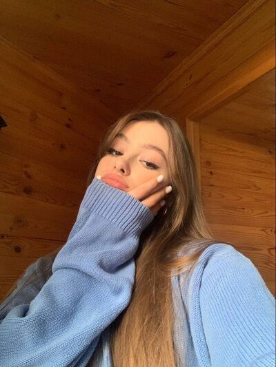  ,   Emira, 21 ,   ,   