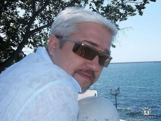  ,   Serge, 56 ,   