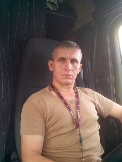  ,   Viktor, 52 ,   ,   , c 