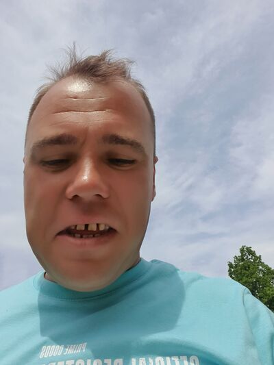  ,   Ruslan, 39 ,  