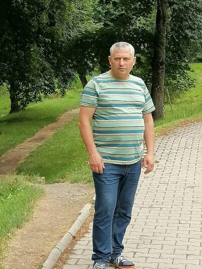  ,   Victor, 60 ,   ,   